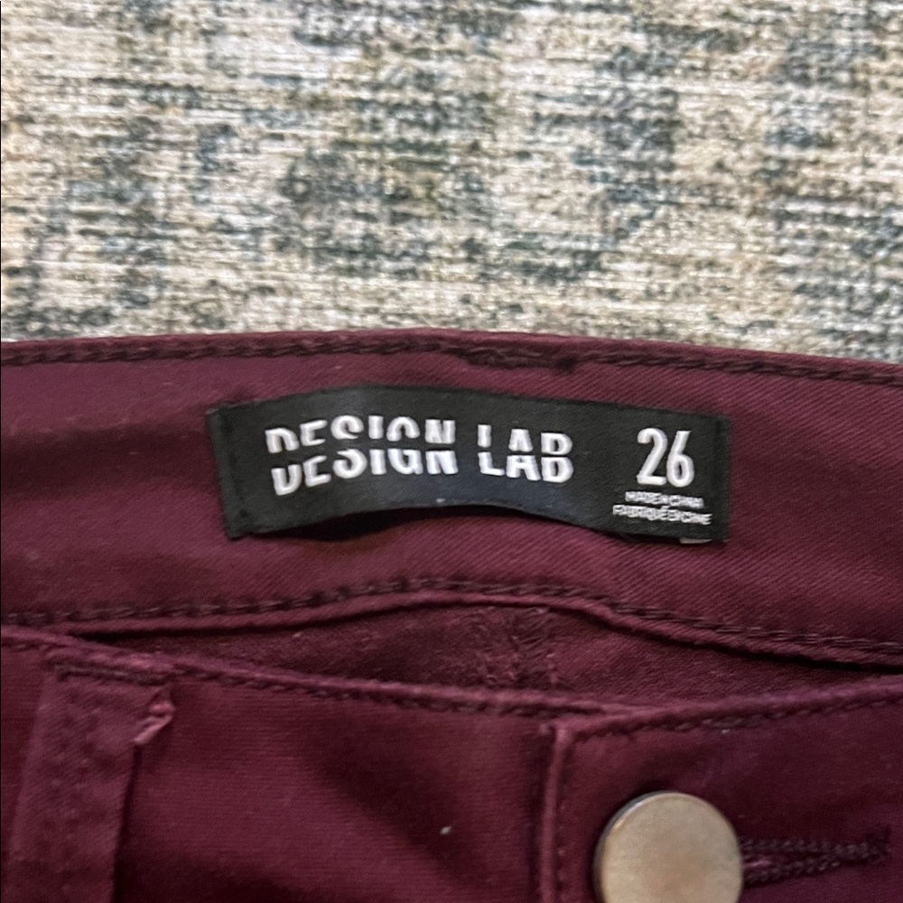 Design Lab Lord & Taylor Maroon Jeans - Picture 2 of 4